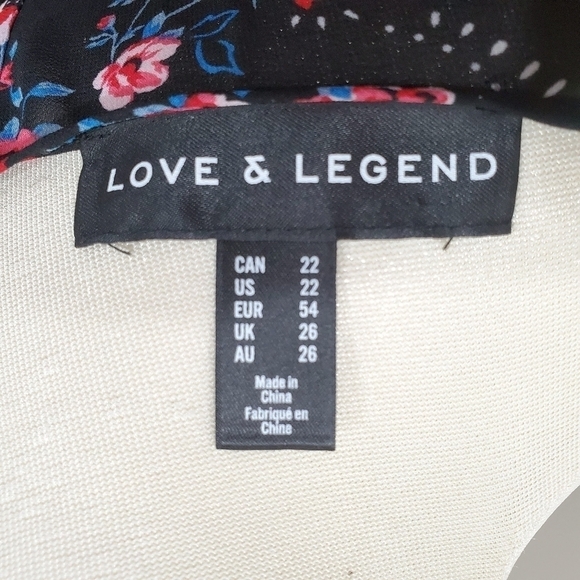 LOVE & Legend Frilled Printed Blouse Size 22 - Picture 8 of 11